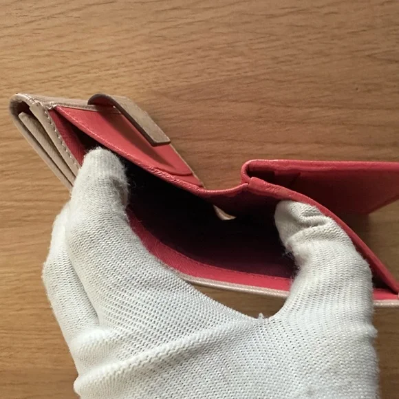 Ferregamo short wallet - Picture 8 of 11